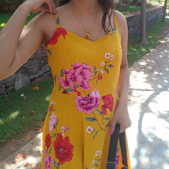 Beautiful Sundress💃 - Picture 4 of 4